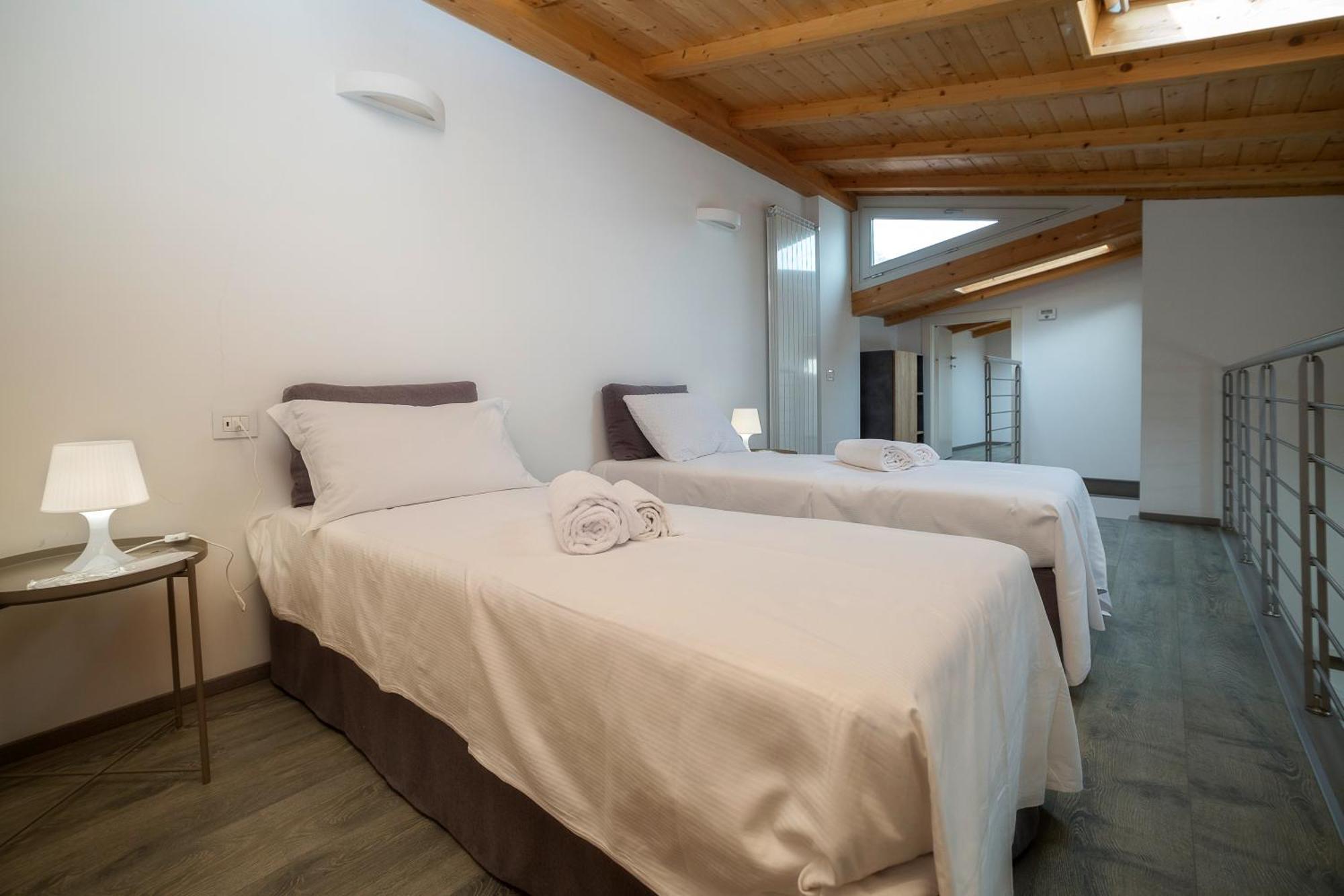 Lakefront Home Residenza Il Gallo In Riva Al Lago Pisogne Zewnętrze zdjęcie